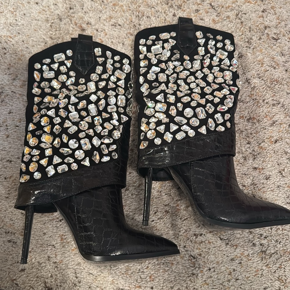 NEW Azalea Wang LeBlanc Stiletto Jeweled Western Bootie - Picture 10 of 10